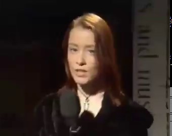 Suzanne Vega originally recorded"Tom's Diner" as an a cappella track because she didn't feel confident enough in her piano skills. This later became the foundation for the famous 1990 DNA remix & served as the primary testing material for the development of the MP3 format.