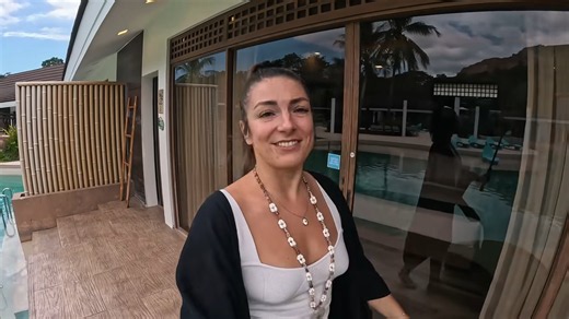 She thought she was alone until Filipinos helped her