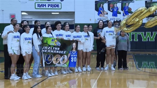 Montwood HS basketball player surpasses 1,000 career points