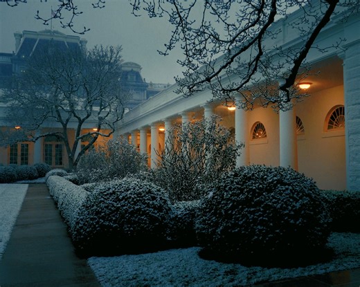 Snowfall at 1600 Pennsylvania Avenue ❄️ | The White House