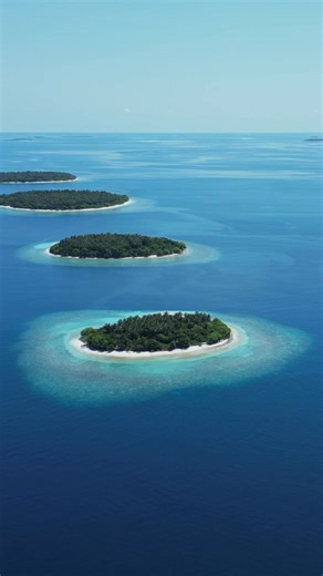 As the waves gently carry us into a new year, a new chapter begins in sharing the Maldives with the world. With passion and love for our islands, we look forward to creating many more unforgettable ocean moments together. Happy New Year from the Sunny Side of Life. 🌊✨ | Visit Maldives