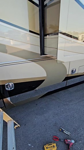 Easy Guide to Girard Slide Out Topper Removal