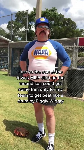 999K views · 5.8K reactions | Gotta risk it for the biscuit! 﫳 #cornbreadcowboi #cornbreadcasserole #virals#trendingvideo #amazingvideo #AmaZing #comedy #comedian #comedyvideos#comedyskit #stylish#usareels#usaboy | Cornbread Cowboi | Facebook