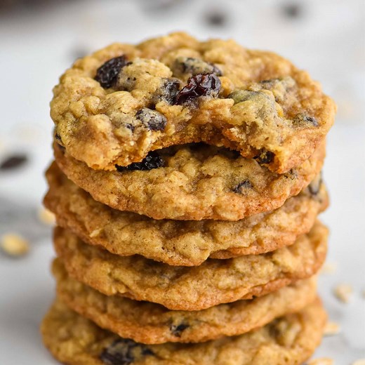 Print here: https://www.simplejoy.com/oatmeal-raisin-cookies/ Your family is going to love this amazing Oatmeal Raisin Cookie Recipe! Crisp on the outside and soft and chewy on the inside, this recipe is a keeper! Ingredients 2 cups all purpose flour see note 1 teaspoon baking soda 1 teaspoon cinnamon 1/2 teaspoon salt 14 tablespoons unsalted butter room temperature 3/4 cup granulated sugar 3/4 cup light brown sugar (packed) 2 large eggs room temperature 1 teaspoon pure vanilla extract 2 cups ol