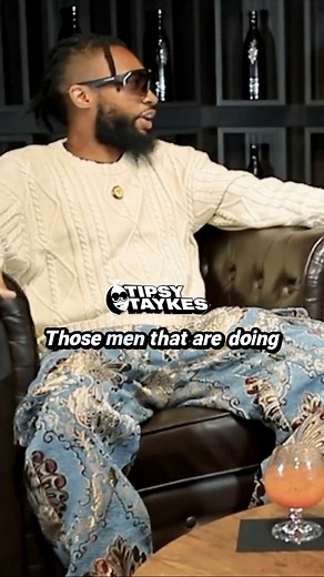 How do you define a Simp 👀 | Full episode here: https://youtu.be/Ae07CLcGq_Y | #creatorsofinstagram #reelsfacebook #reelsfypシ #behindthescenes #trending #facebookreel #reelsoffacebook #taylorelajas #ebneats #behindthescenes #facebookcreator #ebntv #podcastclips #podcastlife #podcastersoffacebook #podcastersofinstagram #intimacy #relationshipreels #datingreels #jennaske #firstdate #datingadvice #thirddate #simp | Elajas