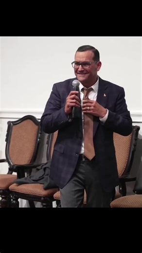 Pon a Dios en Primer Lugar: Reflexiones de Pastor David Gutiérrez
