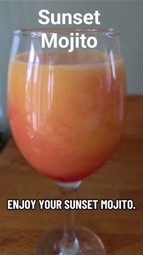 Sunset Mojito #mojito #nonalcoholicdrinks #refreshingdrink #fruitydrinks #homemade #recipe #drinks