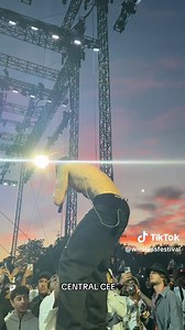 UK GREATNESS 🏆🖤 #20YEARSOFWIRELESS #london #cench #rap #saturday #festival @Rockstar Energy UK