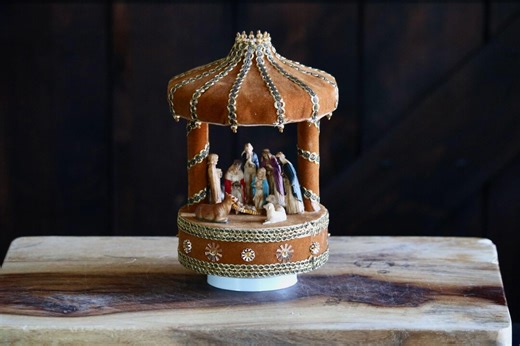 Velvet Nativity Music Box, Vintage Christmas Decor, Handmade Beaded Rotating Musical Nativity Scene With Tented Roof, Grannycore Kitsch - Etsy