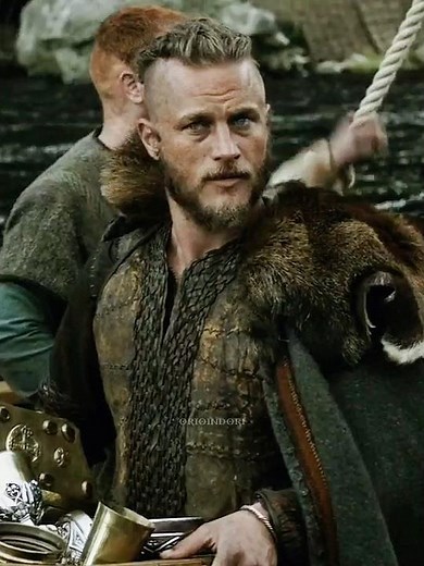 First Loot of England | Ragnar Shows His Plunder to Kattegat | Vikings Ragnar Lothbrok
