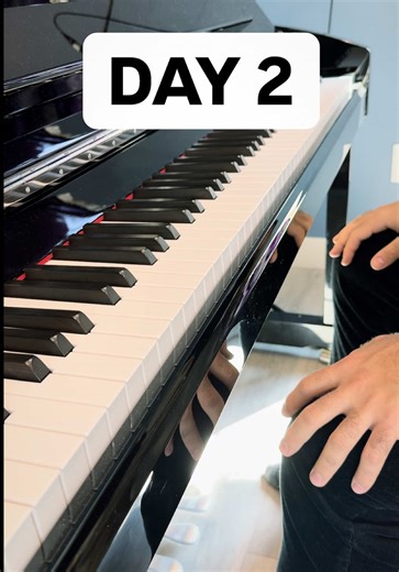 Day 2: Composing a new piece! Our melody is here, now let’s develop it! 🎶✍🏼 Every new follower = ONE new note 🎵 Comment suggestions welcome! ••• #Day1 #Challenge #Follows #Pianomusic #day2