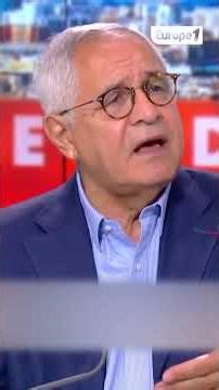 "Je regrette les coups qui ont mis à terre François Fillon" #europe1 #politique #france