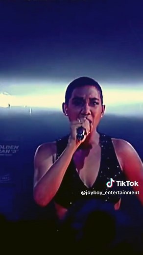 Diana King Live Performance of 'Shy Guy'