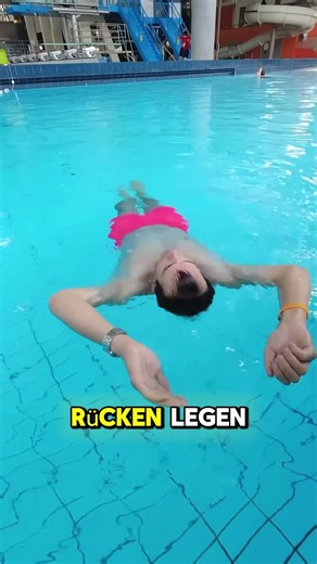 Was tun, wenn du ins Wasser fällst und nicht schwimmen kannst?