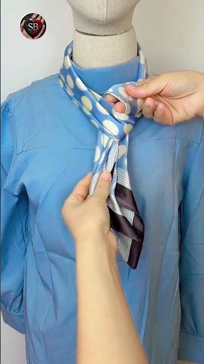 #DreamTrackAI how to tie a fashion scarf around your neck ? #accessorie #scarf #fashion #ootd