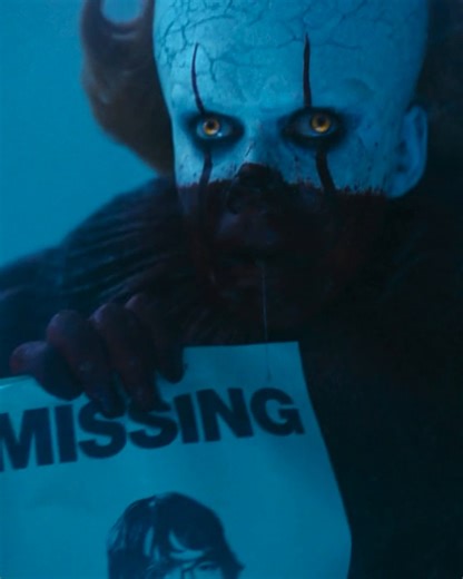 Diese Szene ändert die gesamte »ES«-Reihe! 😳 »ES: Welcome to Derry« jetzt bei Sky. #ESWelcomeToDerry #ITWelcomeToDerry #ES #SkyDeutschland | Sky Deutschland