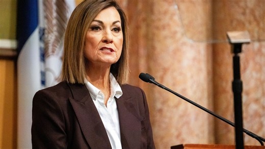 Iowa's Congressional delegation, state Democrats, react to State of the State address