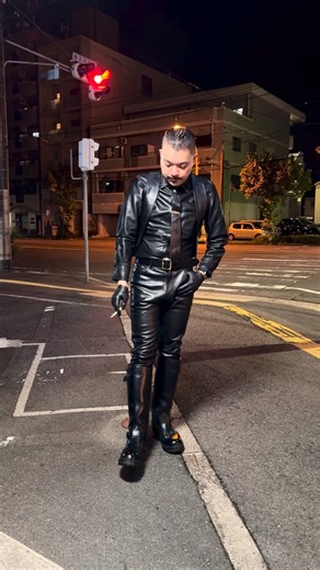 Gleather on Instagram: "See you 2025. ⁡ #langlitz #wesco #leathercop #leathergloves #gear365"