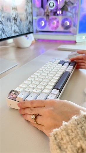 keyboard reset asmr 🤍 • now listed on my mercari storefront ✨ #desksetup #keyboard #keyboardasmr