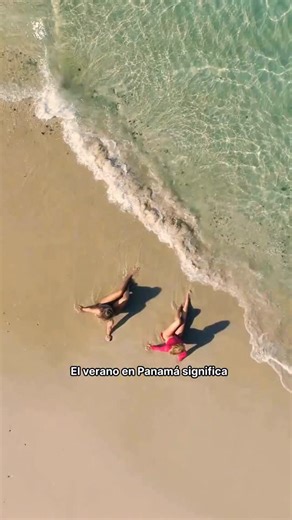 In Panamá, the formula is simple: More adventure, less travel time. 🌴🥥🌺 Experience DOUBLE the adventure during Panamá’s best summer months, from December to April. Here, you can hike the rainforest and stroll through the skyscrapers on the same day. 🏙️ Activate your vacation mode and choose the country where everything is just a short distance away! 🏝️ Save this post and start planning your Panamanian summer. 🇵🇦 - En Panamá, la fórmula es simple: Más aventura, menos tiempo viajando. 🌴🥥�