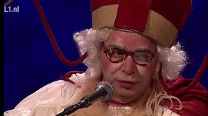 Dus zo herken je van jongs af aan al dat je kind een tweedehands autoverkoper gaat worden... Het is De Week van de Buut! Iedere dag warmen we je op voor de grote Buuttefinale van komende vrijdag. We beginnen met een klassieker van Jan Geraedts. | L11 Alaaf