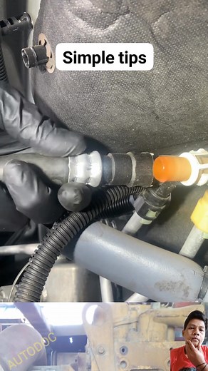 Simple tips how to remove heater hose connector easily🧑‍🔧 #tips #hack #diy #automotive #workshop #fblifestyle | AUTO DOC