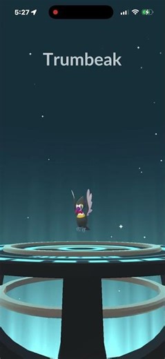 Evolving Shiny Pikipek Into Shiny Trumbeak In Pokémon Go