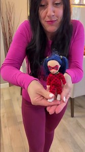 Big or Small? | Sisters Learn to Share