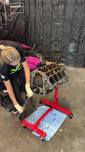How an LS engine comes apart and works