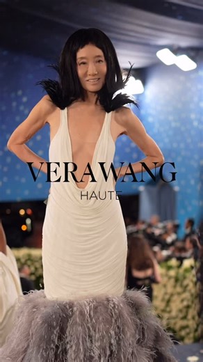 Inside The Atelier: Behind the scenes of Vera’s custom #VeraWangHAUTE gown. It is not enough to imagine..... that journey needs to be realized.….. In this case, the dedicated, passionate and talented individuals that execute! A special thank you to @ericcharlesdonatien for creating my feathered shirt and lapels... Channeling the great @dianaross!!! XXV A light ivory Italian cupro jersey draped gown with a low cowl neckline, a warm French grey feather appliquéd skirt, and accented with jet black 