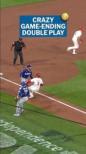 WHAT A FINISH - It's a 5-2-6-4 double play and the Dodgers hold on 🤯