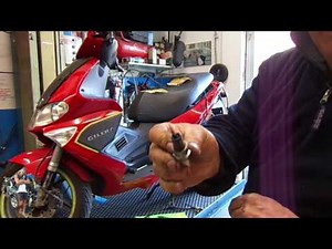 mechanics "diagnosis on scooter that won't start"