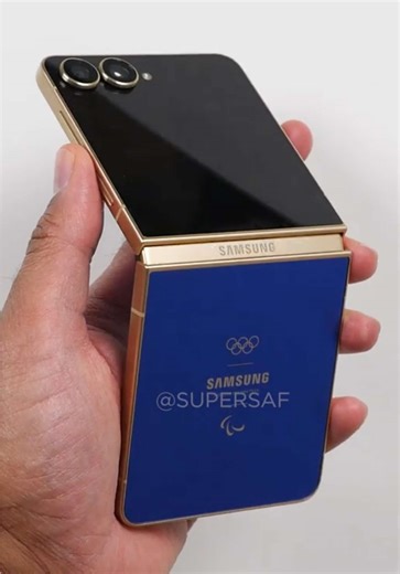 Samsung Galaxy Z Flip 7 Olympic Edition Unboxing 😍 (Limited, athlete-only device not available to public) #asmr #galaxyzflip7 #olympics #unboxing #supersaf