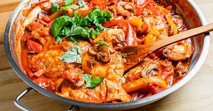 Chicken Pizzaiola - Easy and Crowd Pleasing - Sip and Feast