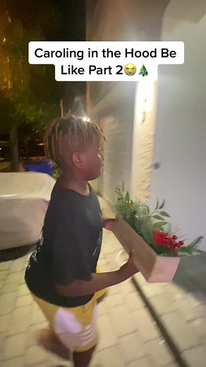 The ending😭💀 Song: Lil Kari- “Booster Man” Yes it’s out🎄🔥 #fyp #hoodchristmascarols