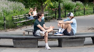 CDC survey finds 35% report COVID-19 symptoms 2-3 weeks after positive test — including young adults