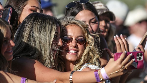 Peek inside Sydney Sweeney's Syrn Saloon at Stagecoach 2026