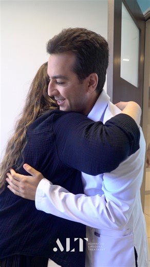 Advanced Lipedema Treatment Program on Instagram: "✨ Leah is back with @DrAriaMD for her first Lipedema surgery, after previously undergoing skin removal at The Roxbury Institute. Even after a major weight loss, she noticed her legs remained disproportionately full and bruised easily, which are classic signs of Lipedema. Her condition was later confirmed by The Roxbury Institute’s Diagnostic and Preventative Center by the talented @DrKarenHerbst. Leah is already seeing great early results, and w