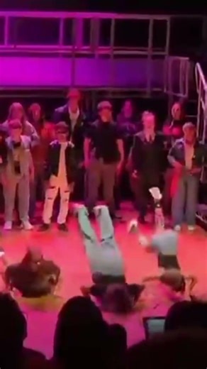Me doing the worm is crazy 🤣