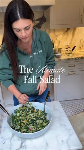The Ultimate Fall Salad — shredded kale and brussels sprouts, roasted butternut squash, dried cranberries, sunflower seeds, blue cheese, tossed in a Dijon dressing. It’s perfect, no notes. Full recipe in my newsletter on Thursday. Sign up at www.katieleebiegel.com | Katie Lee Biegel