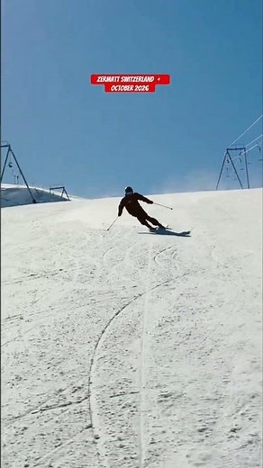 Skiing Carving Zermatt Switzerland 🇨🇭