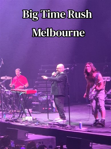 Stephen Kramer Glickman (Gustavo Rocque) and Katelyn Tarver (Jo Taylor) bringing all the energy as the openers for Melbourne Big Time Rush concert! @Stephen Kramer Glickman @Katelyn Tarver #bigtimerush #melbourne #margaretcourtarena #concert #nostalgia