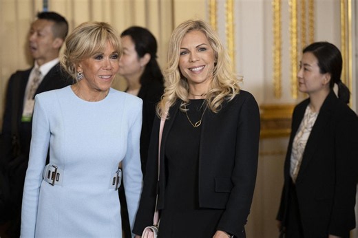 Brigitte Macron, sa fille Laurence célèbre les 49 ans de son compagnon Matthieu : de tendres photos dévoilées