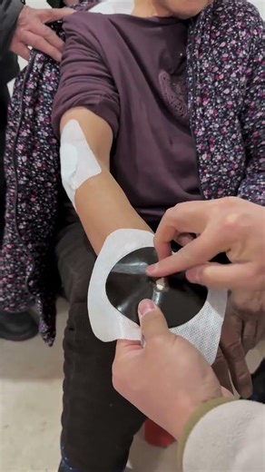 Smart First Aid Bandage Application | Quick & Safe Wound Care Technique