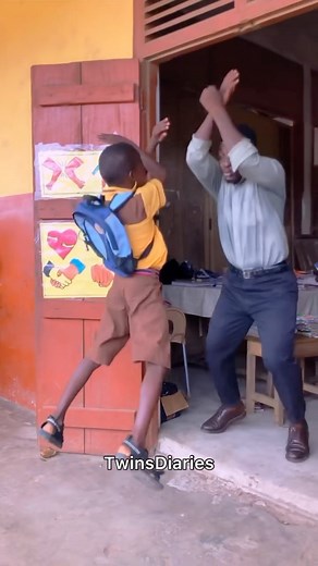 371 reactions · 90 shares | Attention, all teachers! As summer school...