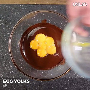 4.9K views · 18 reactions | How To Make Giant Wispa Gold This Giant Wispa Gold is absolutely awesome  BuzzFeed Food Tasty Delish Food Network INSIDER food Cooking Panda Tastemade Spoon University MetDaan Food UNILAD Grub The FOOD Bible | Viral Food TV | Facebook