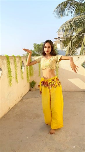 Snake style belly dance 🐍🐍🐍