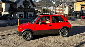 Com'è fatta la Innocenti Mini De Tomaso, l'auto di Jerry Calà in "Vacanze di Natale"