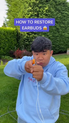 Unleashing Magic Tricks with Everyday Items!