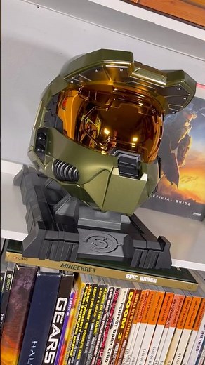 Unboxing the Halo 3 Legendary Edition…